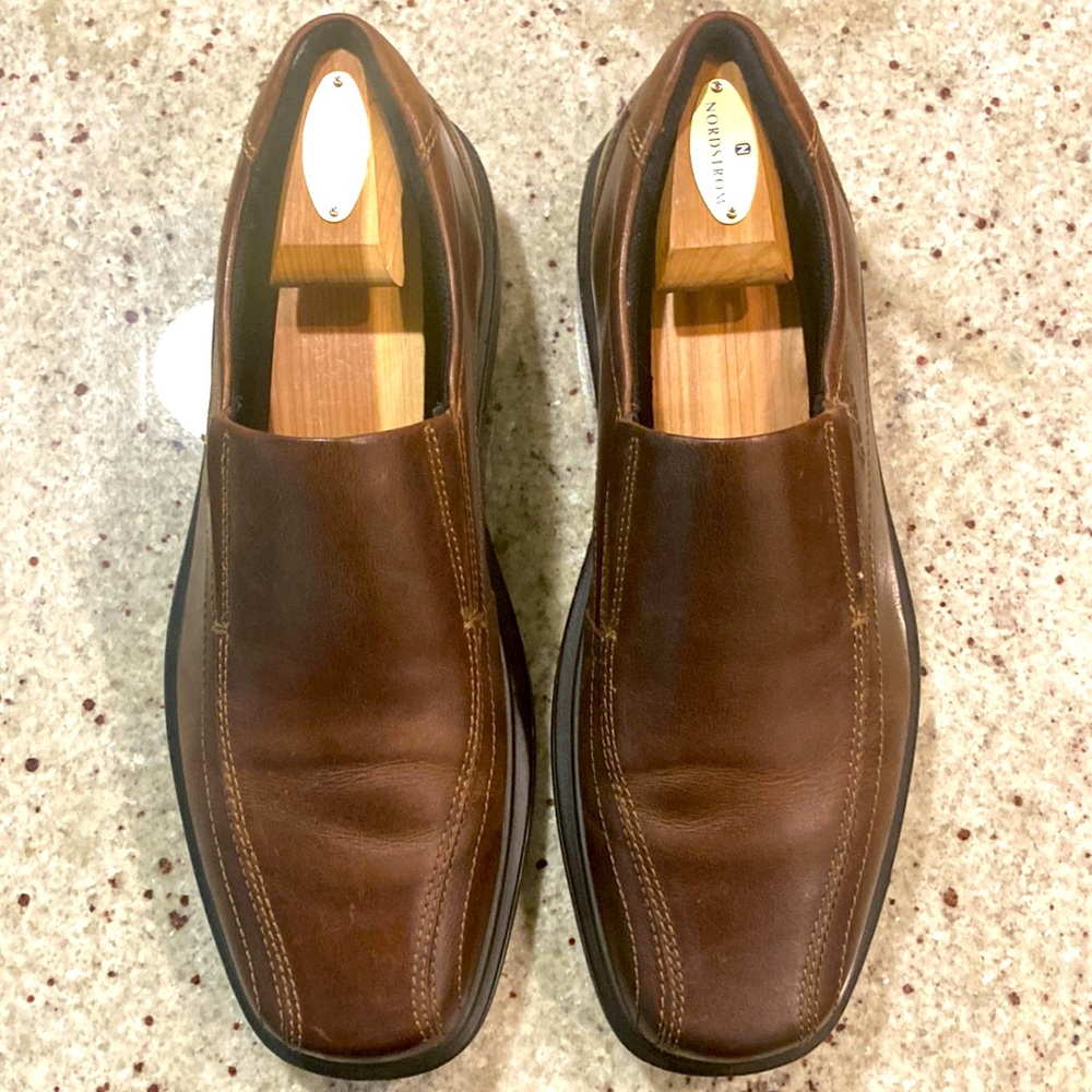 Mens ECCO® Helsinki slip on shoes.  Size 43 EU